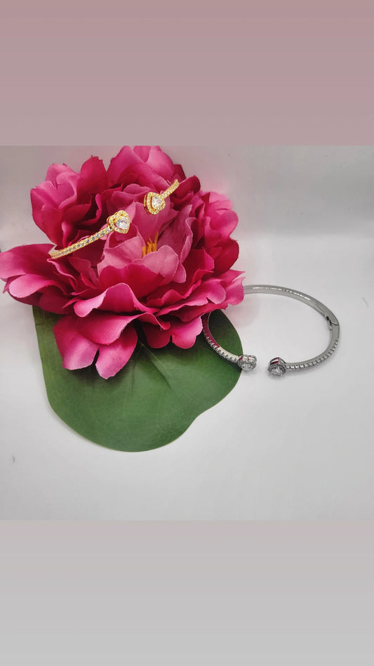 HEART BANGLE